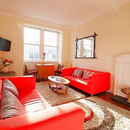 אדינבורו Joivy Bright Flat With Workspace In New Town מראה חיצוני תמונה